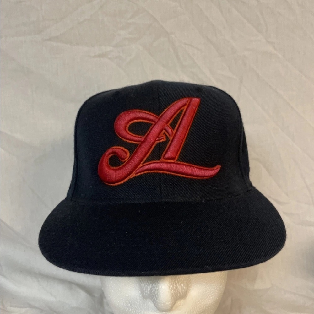 Akademiks Black Cap with Gold Tag